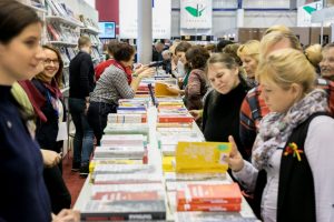 knygu-muges-akimirkos-1080x720